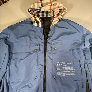 10‎ Deep x Pokemon Pikachu Hooded Windbreaker Mens Small